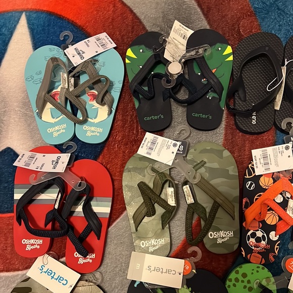 Lot of 12 Toddler flip flops - Picture 2 of 5